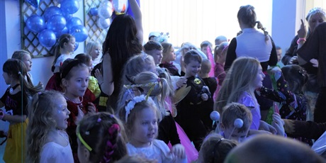 Bal Karnawałowy "Kosmiczna Odyseja"