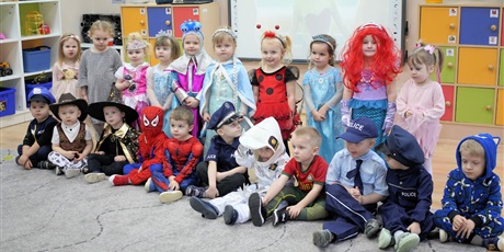 Bal Karnawałowy "Kosmiczna Odyseja"