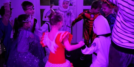 Bal Karnawałowy "Kosmiczna Odyseja"